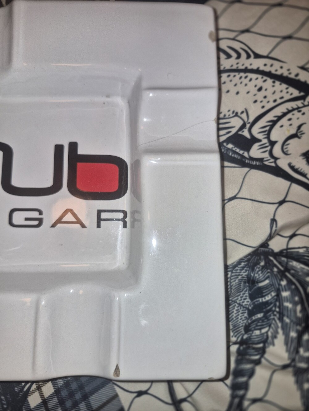 Nub Cigar White Ceramic Ashtray - Picture 3 of 3